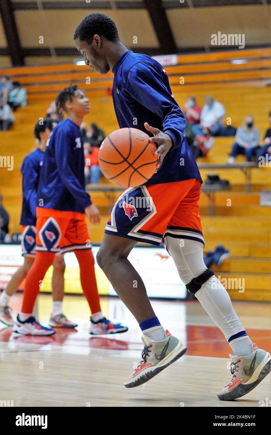 The Munster vs East Chicago Central 2021 Indiana high school basketball