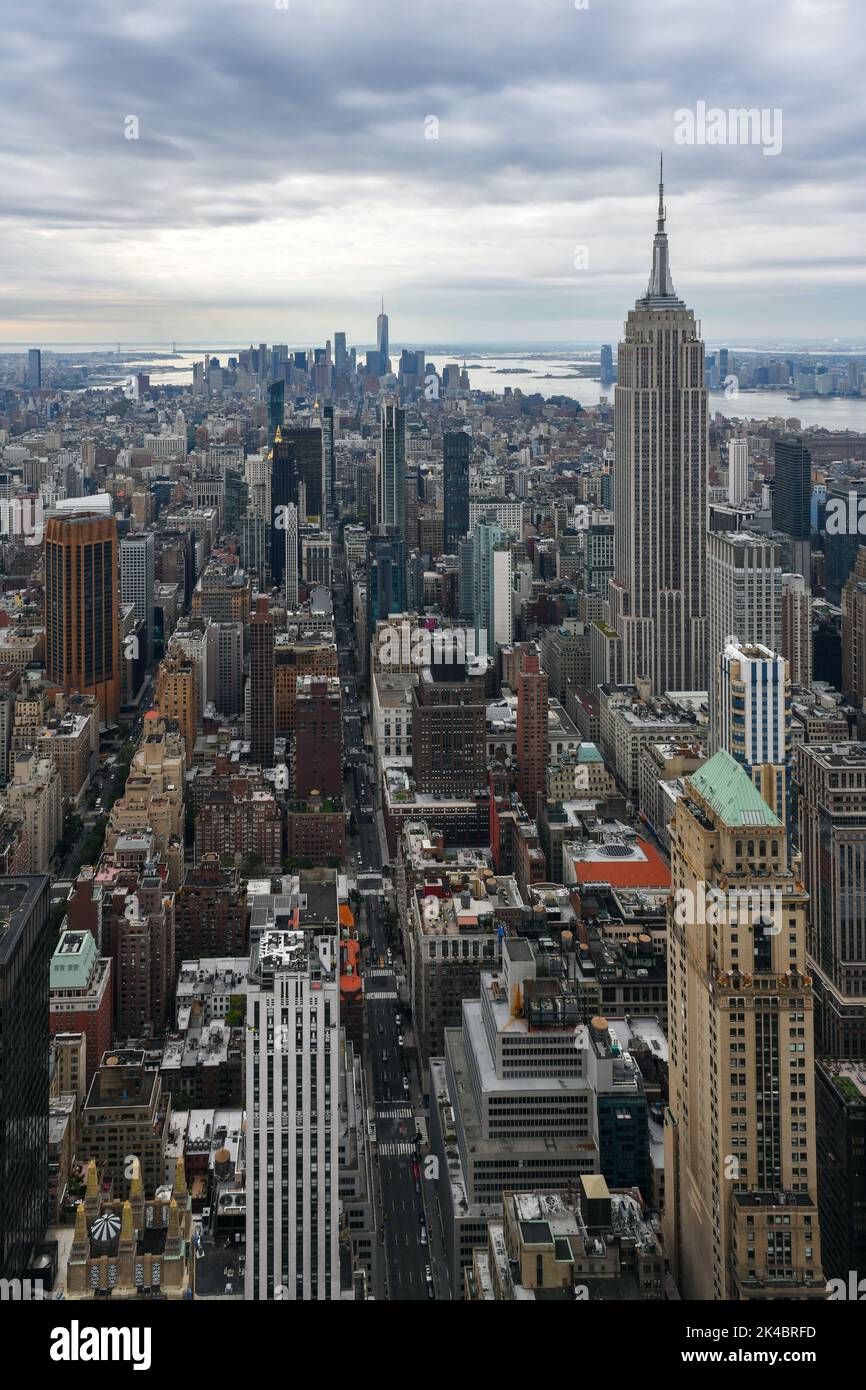 Aerial view of the New York City skyline from Midtown Manhattan Stock ...