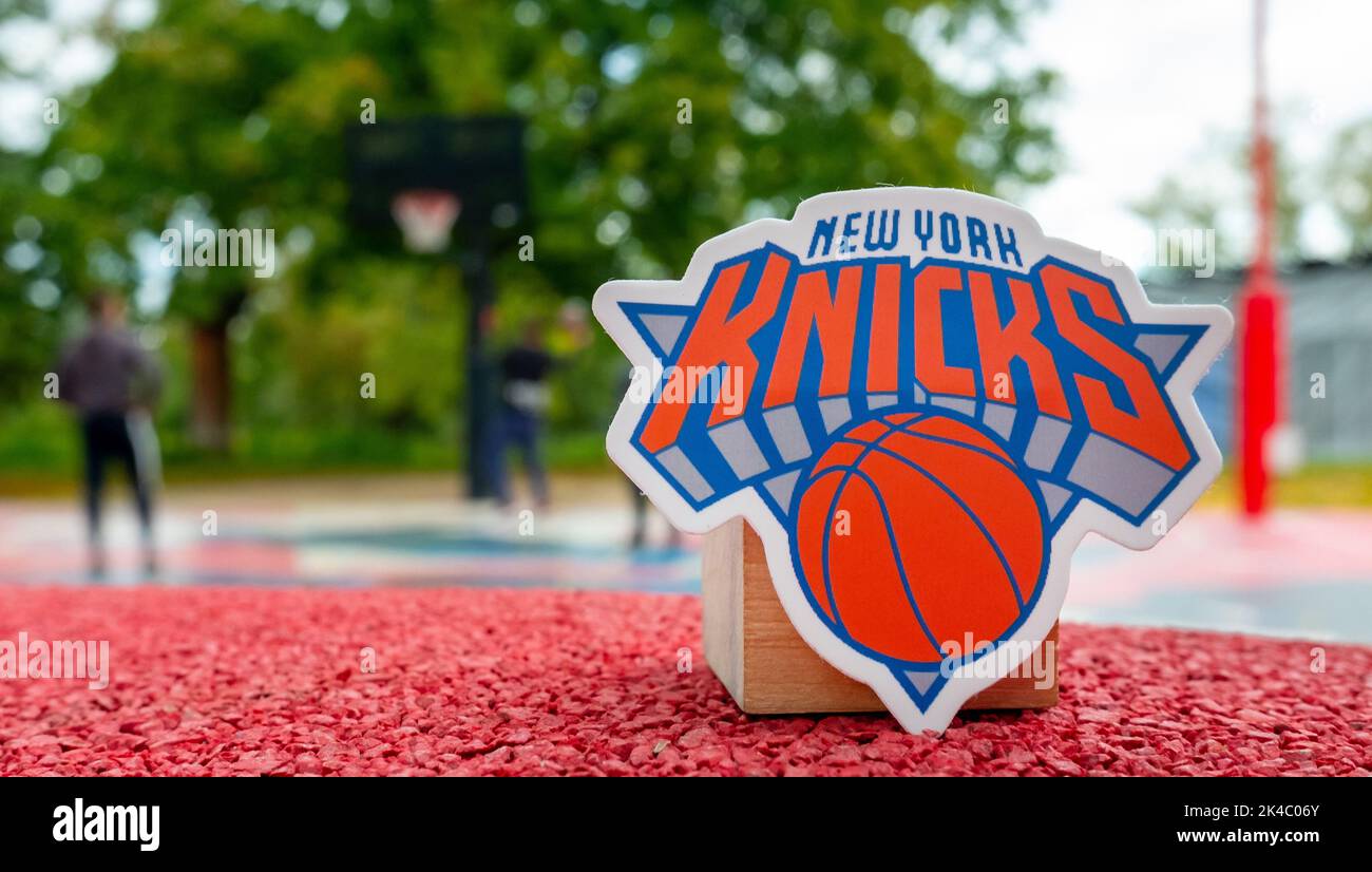 September 15, 2021, New York, USA, The emblem of the New York Knicks basketball club on the sports ground. Stock Photo