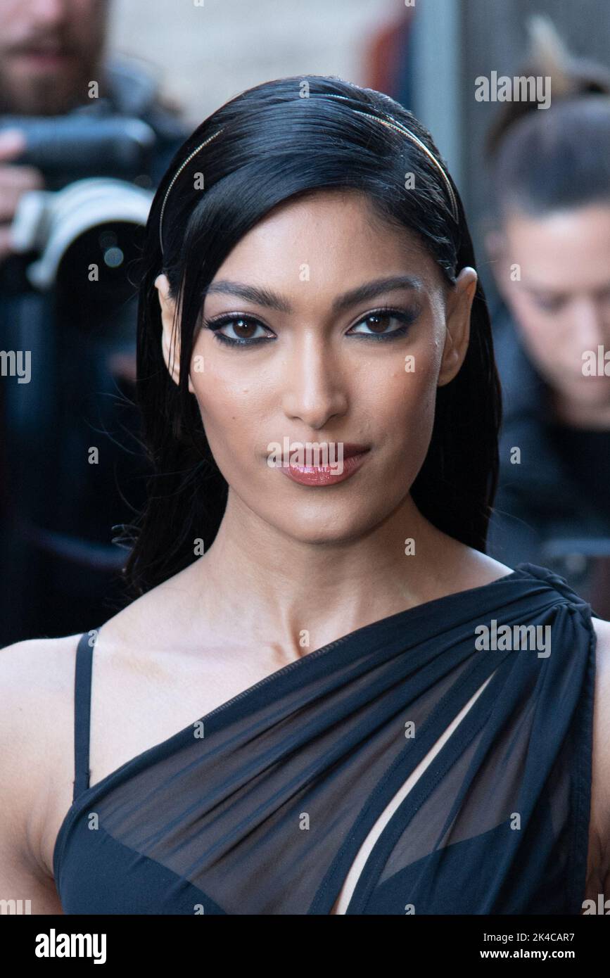 Pritika Swarup attending the Monot Womenswear Spring/Summer 2023 show(01)