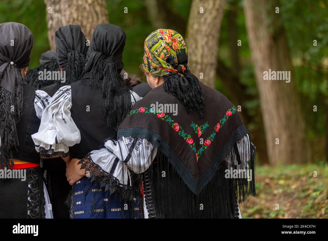 Traditionally Traditionally dressed women on hi-res stock photography and images - Alamy