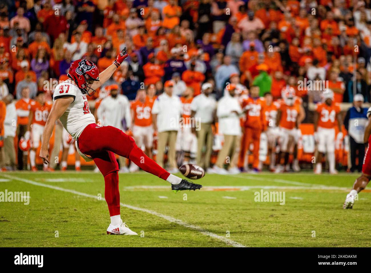 Clemson, SC, USA. 1st Oct, 2022. the NCAA football match up at Memorial