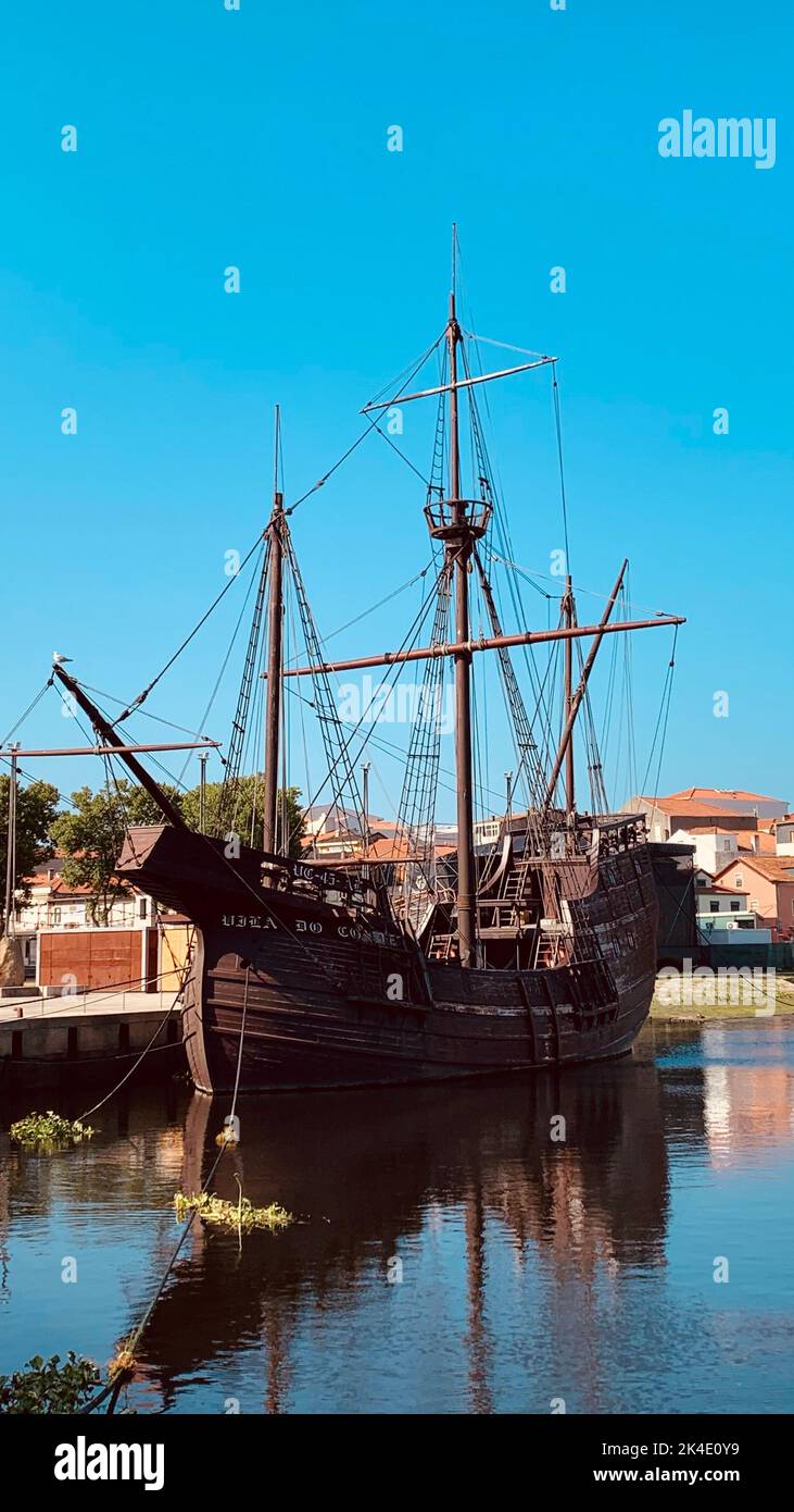 Sixteenth century boat hi-res stock photography and images - Alamy