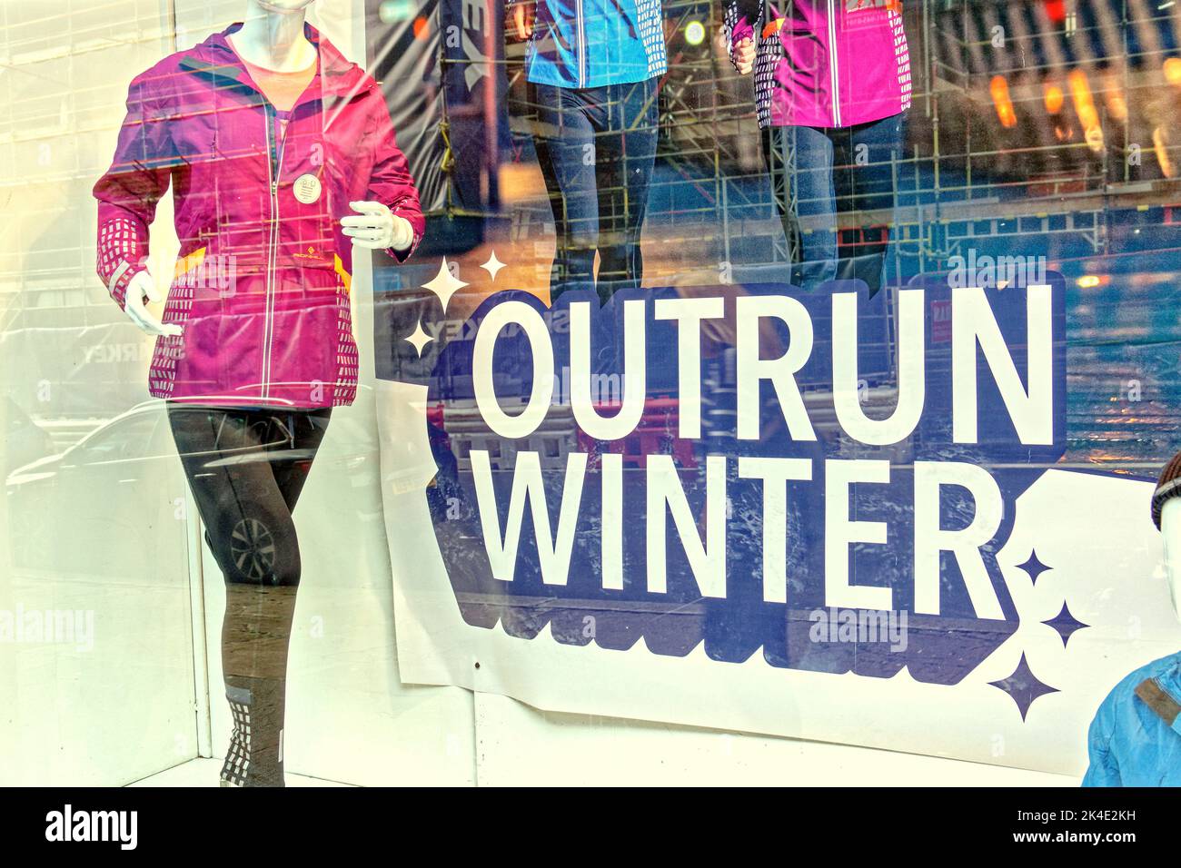 Glasgow, Scotland, UK 2nd October, 2022. Local shops put om displays to encourage the runners   the great Scottish run. Credit Gerard Ferry/Alamy Live News Stock Photo
