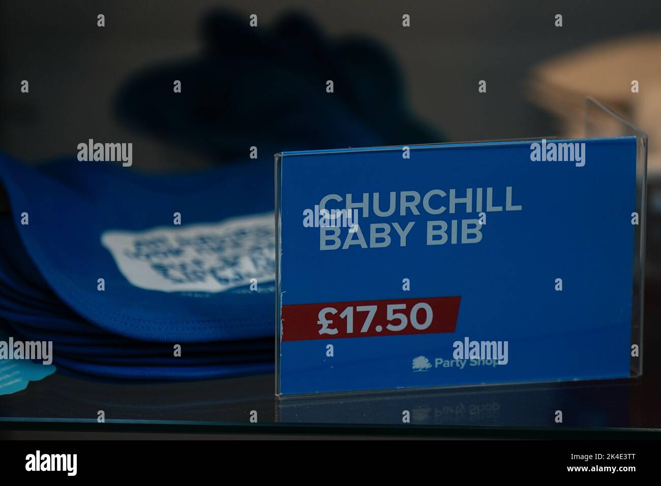 A baby bib of former prime minister Winston Churchill on sale during the Conservative Party annual conference at the International Convention Centre in Birmingham. Picture date: Sunday October 2, 2022. Stock Photo