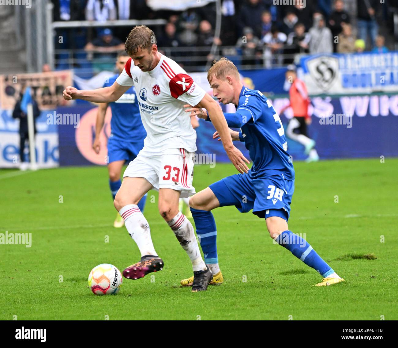 Karlsruhe, Germany. 02nd Oct, 2022. Soccer: 2nd Bundesliga, Karlsruher ...