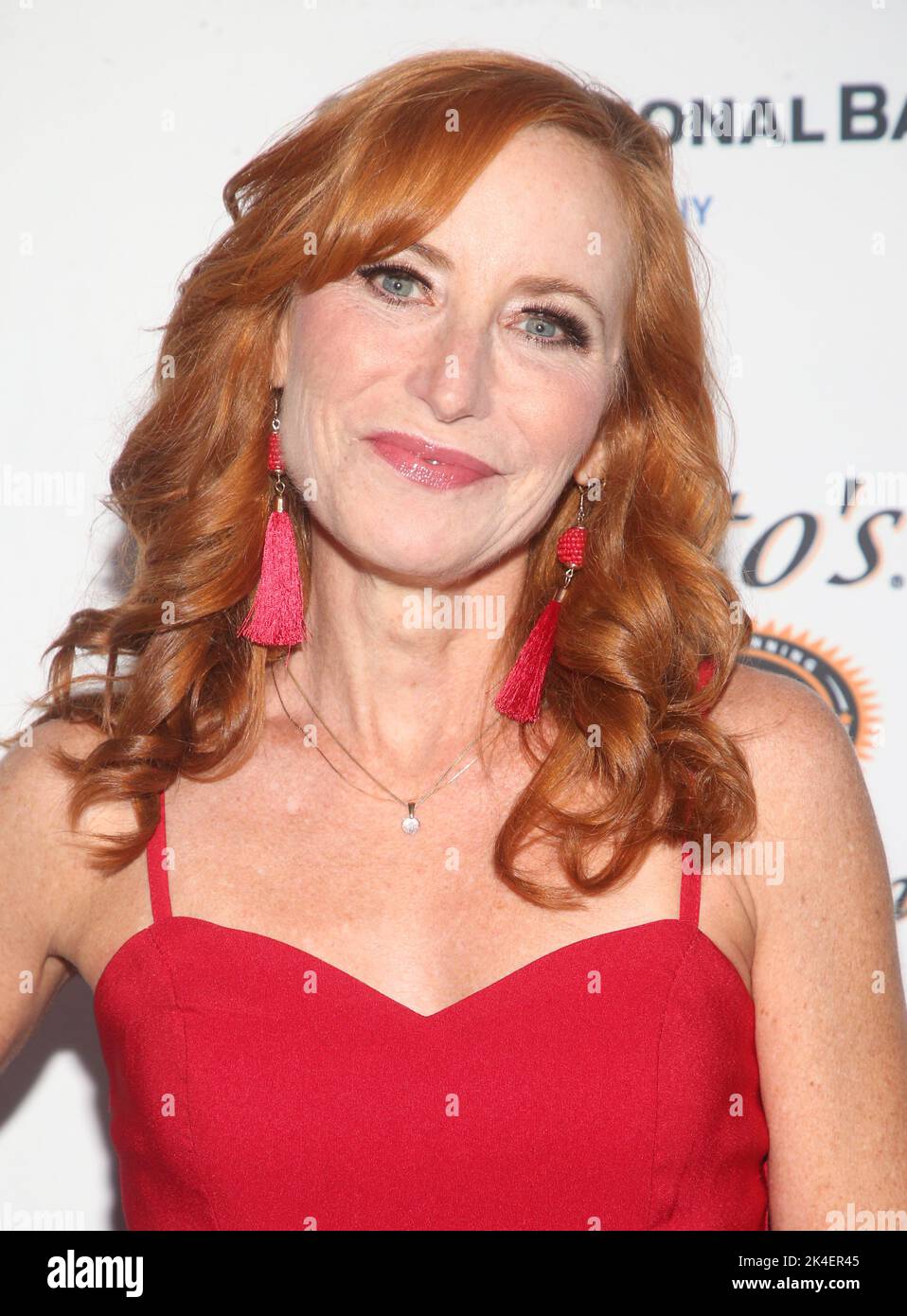 Los Angeles, Ca. 1st Oct, 2022. Karen Strassman at the 2022 Wags And Walks  Gala at Taglyan Complex in Los Angeles, California on October 1, 2022.  Credit: Faye Sadou/Media Punch/Alamy Live News, image size:958x1390