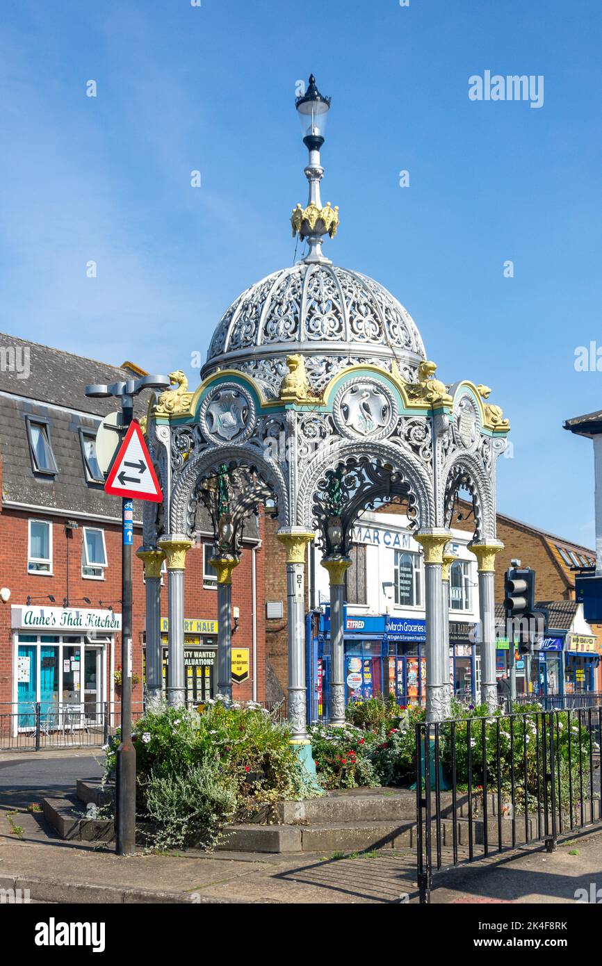 King George V Memorial Fountain in Broad Street, March, Cambridgeshire, England, United Kingdom Stock Photo