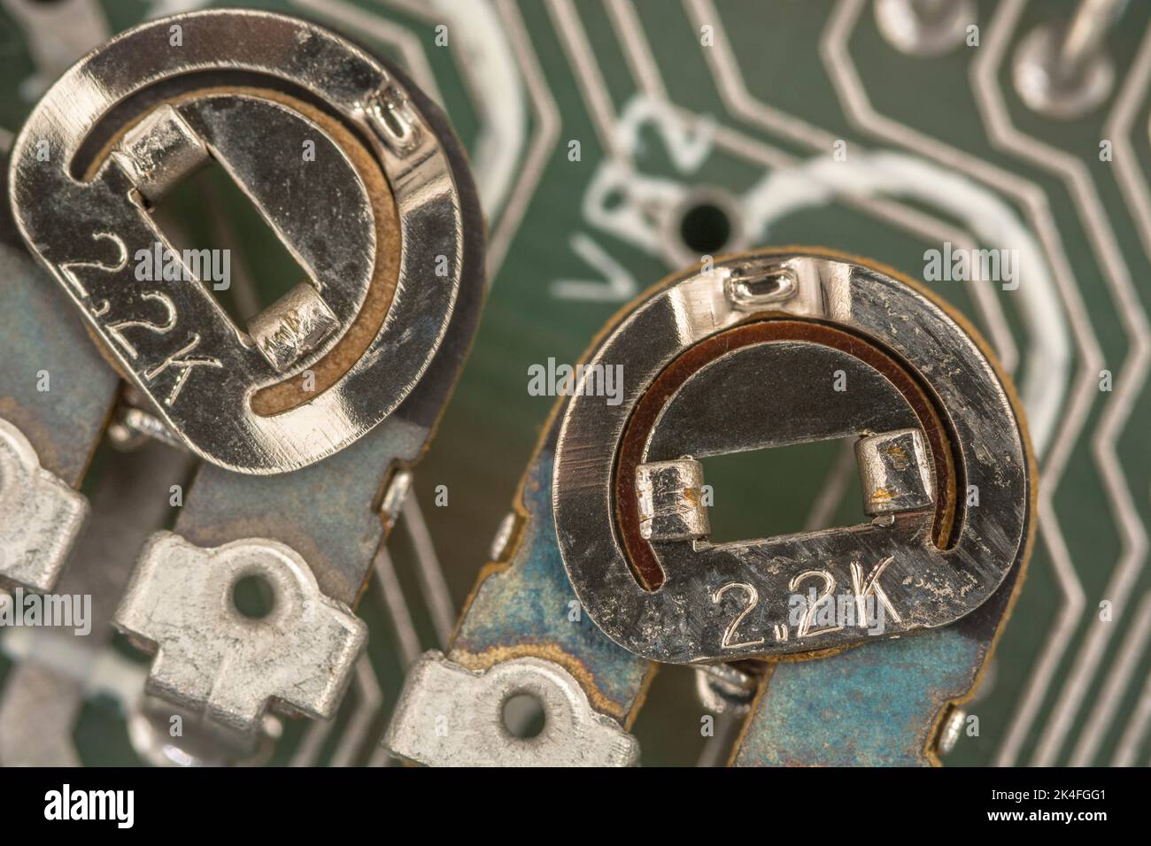Trimmer capacitor hires stock photography and images Alamy