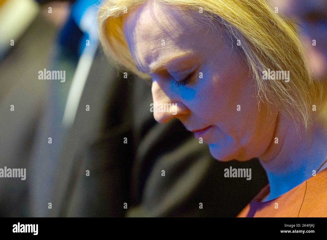 Prime Minister Liz Truss bows her head during the Conservative Party annual conference at the International Convention Centre in Birmingham. Picture date: Sunday October 2, 2022. Stock Photo