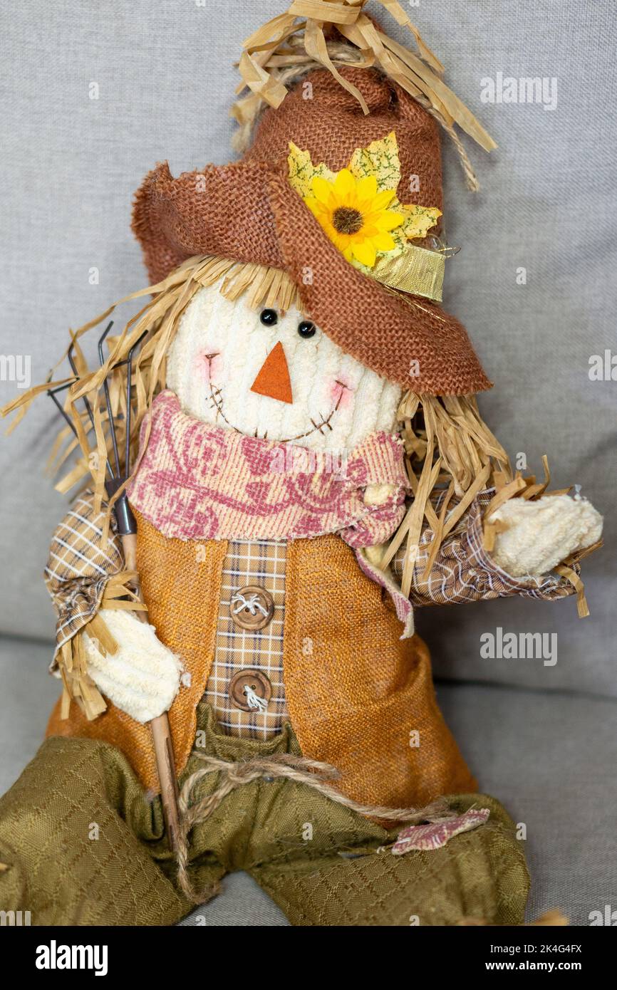 Halloween Scarecrow doll stuffed with straw Stock Photo - Alamy