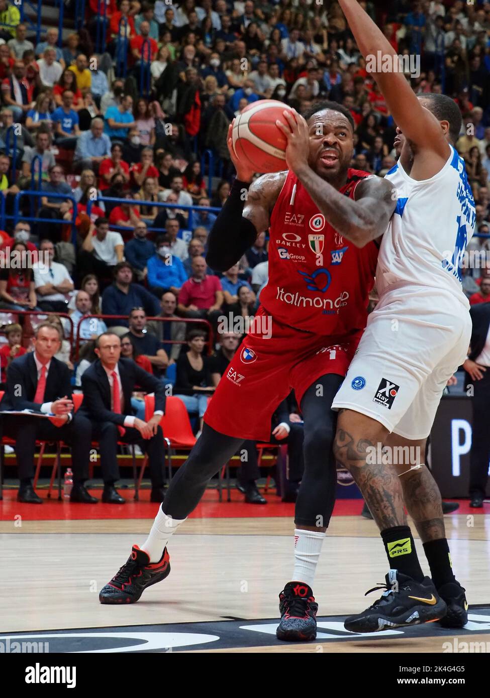 Deshaun Thomas (EA7 Emporio Armani Olimpia Milano) during the Italian  Basketball A Serie Championship EA7 Emporio Armani Milano vs Germani  Brescia on October 02, 2022 at the Mediolanum Forum in Milan, Italy (