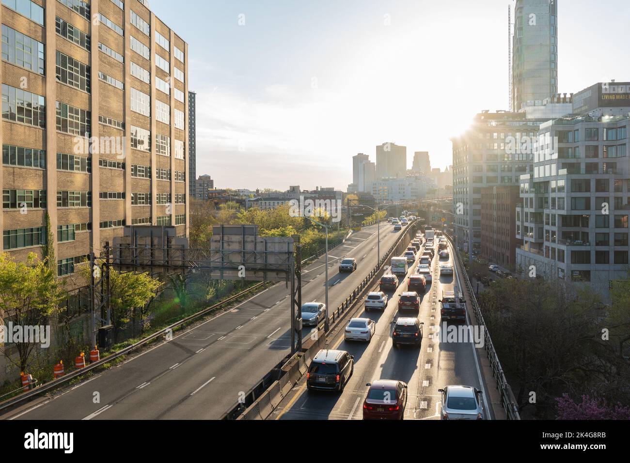 Traffic on bqe expressway brooklyn hires stock photography and images
