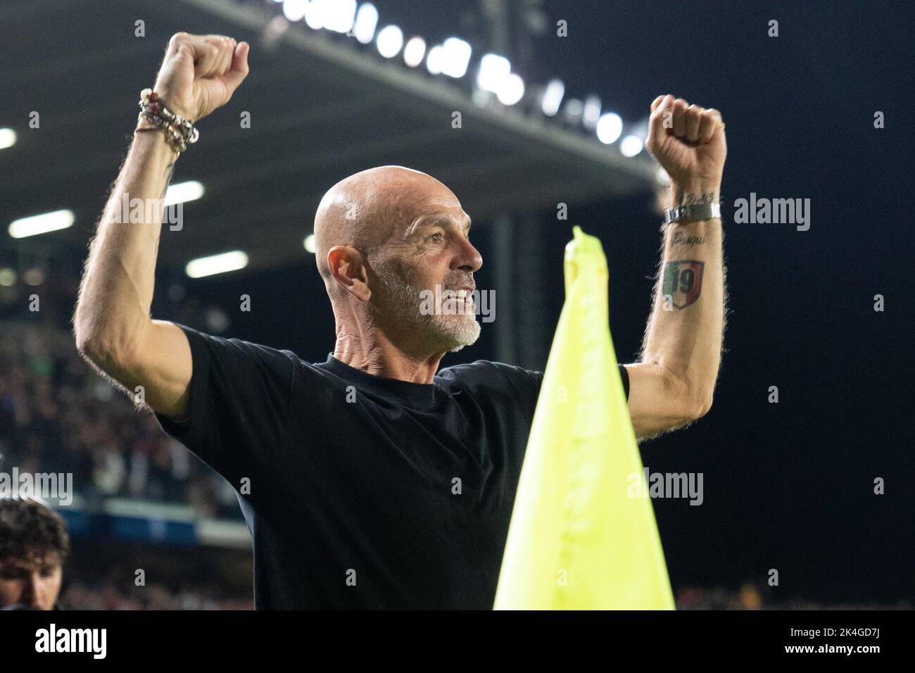 Empoli, Italy. 01st Oct, 2022. Stefano Pioli head coach of AC Milan celebrates during the Serie A 2022/2023 football match between Empoli and AC Milan at Castellani stadium in Empoli (Italy), October 1st, 2022. Photo Paolo Nucci/Insidefoto Credit: Insidefoto di andrea staccioli/Alamy Live News Stock Photo