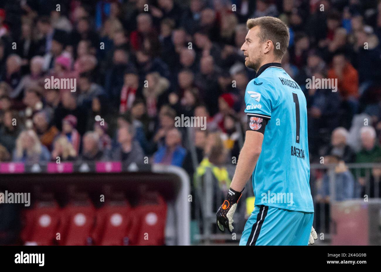 Munich, Germany. 30th Sep, 2022. Soccer: Bundesliga, Bayern Munich - Bayer Leverkusen, matchday 8 at Allianz Arena. Lukas Hradecky of Leverkusen is on the pitch. Credit: Sven Hoppe/dpa - IMPORTANT NOTE: In accordance with the requirements of the DFL Deutsche Fußball Liga and the DFB Deutscher Fußball-Bund, it is prohibited to use or have used photographs taken in the stadium and/or of the match in the form of sequence pictures and/or video-like photo series./dpa/Alamy Live News Stock Photo