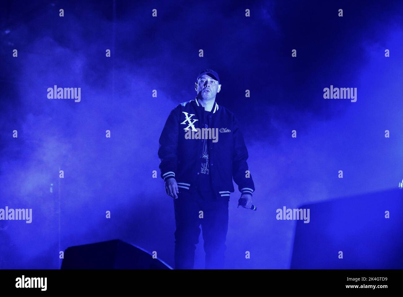 Naples, Italy. 02nd Oct, 2022. The Italian rapper Fabri Fibra performs live in Naples, Italy at the Palapartenope with his Caos Live Tour 2022 on October 2, 2022.(Photo by Paola Visone/Pacific Press/Sipa USA) Credit: Sipa USA/Alamy Live News Stock Photo