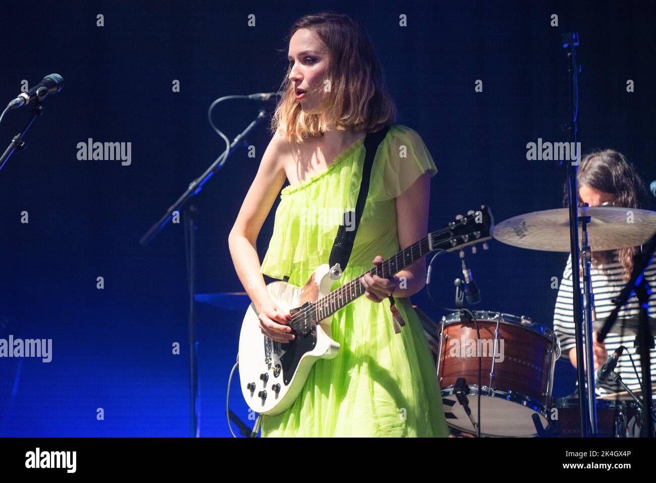All girl band The Big Moon play the Far Out Stage at Green Man Festival 2019 music festival in Wales, UK. Photo: Rob Watkins. Stock Photo