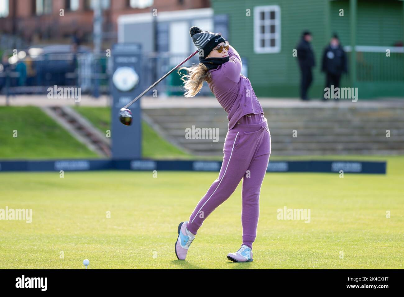 St Andrews, Scotland 1st October 2022. Kathryn Newton teeing off in the third round of the Alfred Dunhill Links Championship. Stock Photo