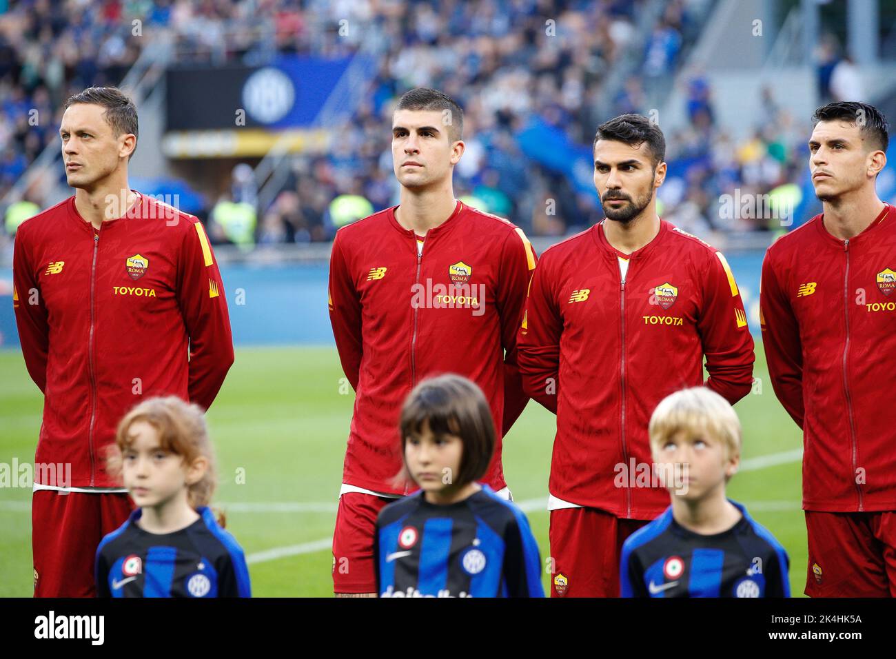 Milan, Italy. 01st Oct, 2022. Italy, Milan, oct 1 2022: Gianluca Mancini (Roma defender) in center field for match presentation during soccer game FC INTER vs AS ROMA, Serie A Tim 2022-2023 day8 San Siro stadium (Photo by Fabrizio Andrea Bertani/Pacific Press) Credit: Pacific Press Media Production Corp./Alamy Live News Stock Photo