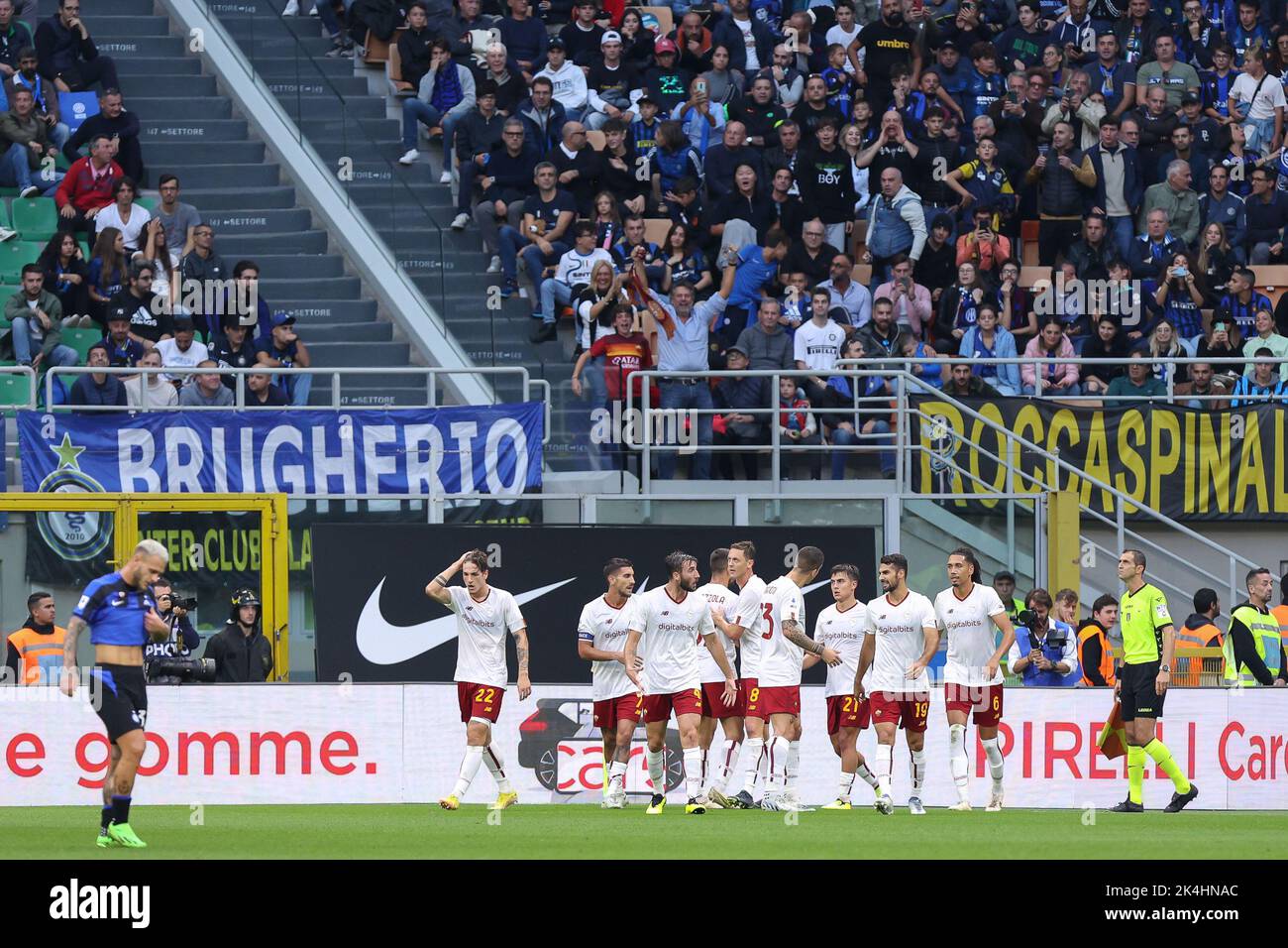 Inter roma goal hi-res stock photography and images - Page 2 - Alamy