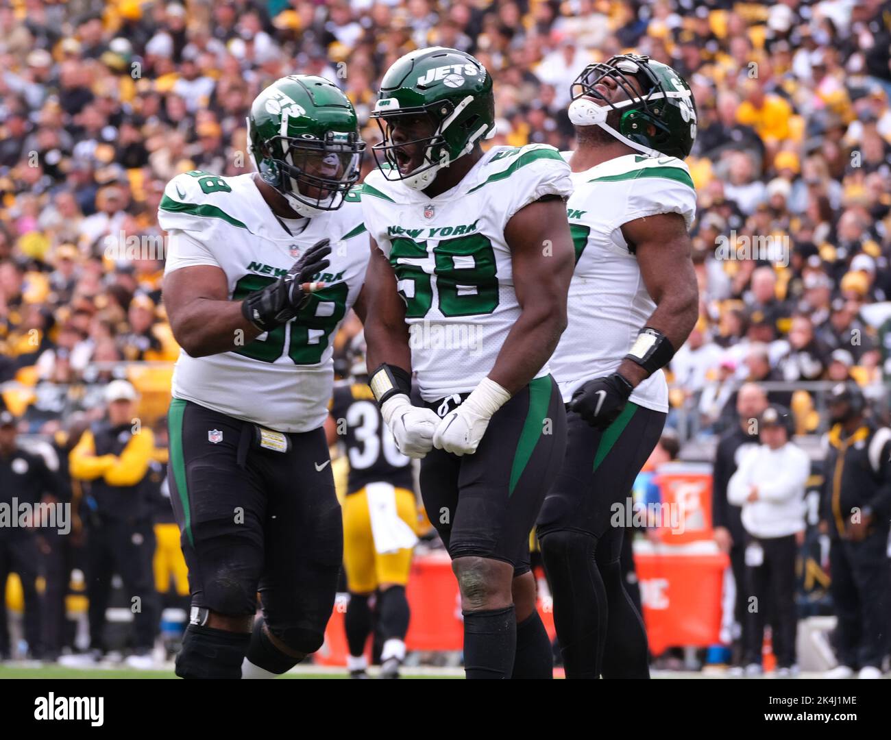 OCT 2nd, 2022: Cam Heyward #97 during the Pittsburgh Steelers vs New York Jets  game in Pittsburgh, PA at Acrisure Stadium. Jason Pohuski/CSM (Credit  Image: © Jason Pohuski/CSM via ZUMA Press Wire) (