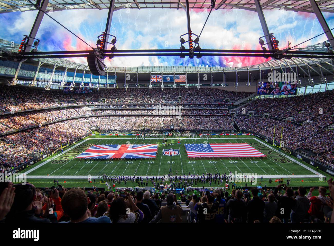 Panorama view of pregame festivities with United States and Great Britain flag with colored smoke before the Minnesota Vikings vs New Orleans Saints N Stock Photo