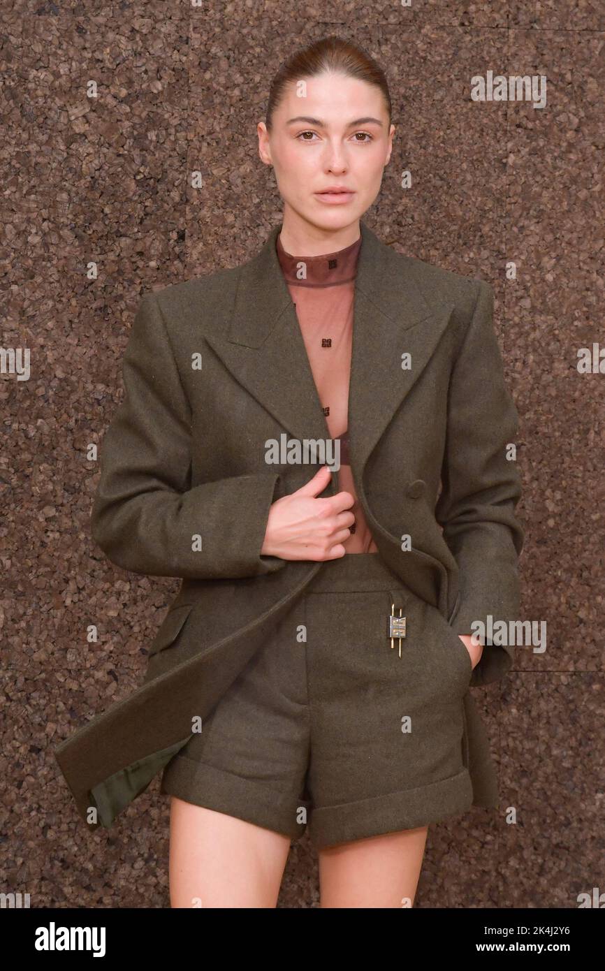 Sophia Roe attends the Givenchy show as part of Paris Fashion Week Womenswear Spring Summer 2023