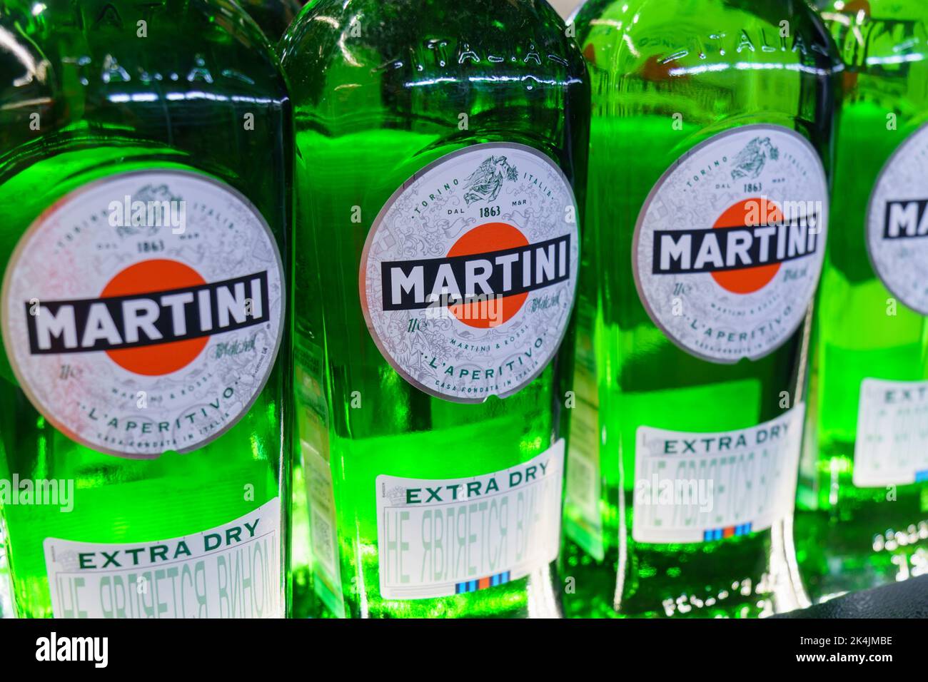 Martini extra dry hires stock photography and images Alamy
