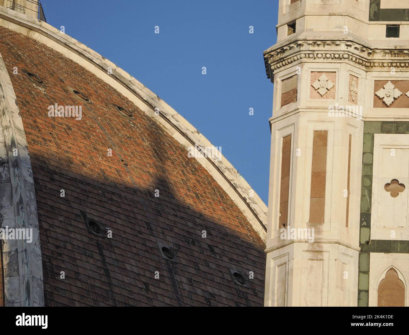 Florence dome basilica santa maria del fiore detail Stock Photo - Alamy