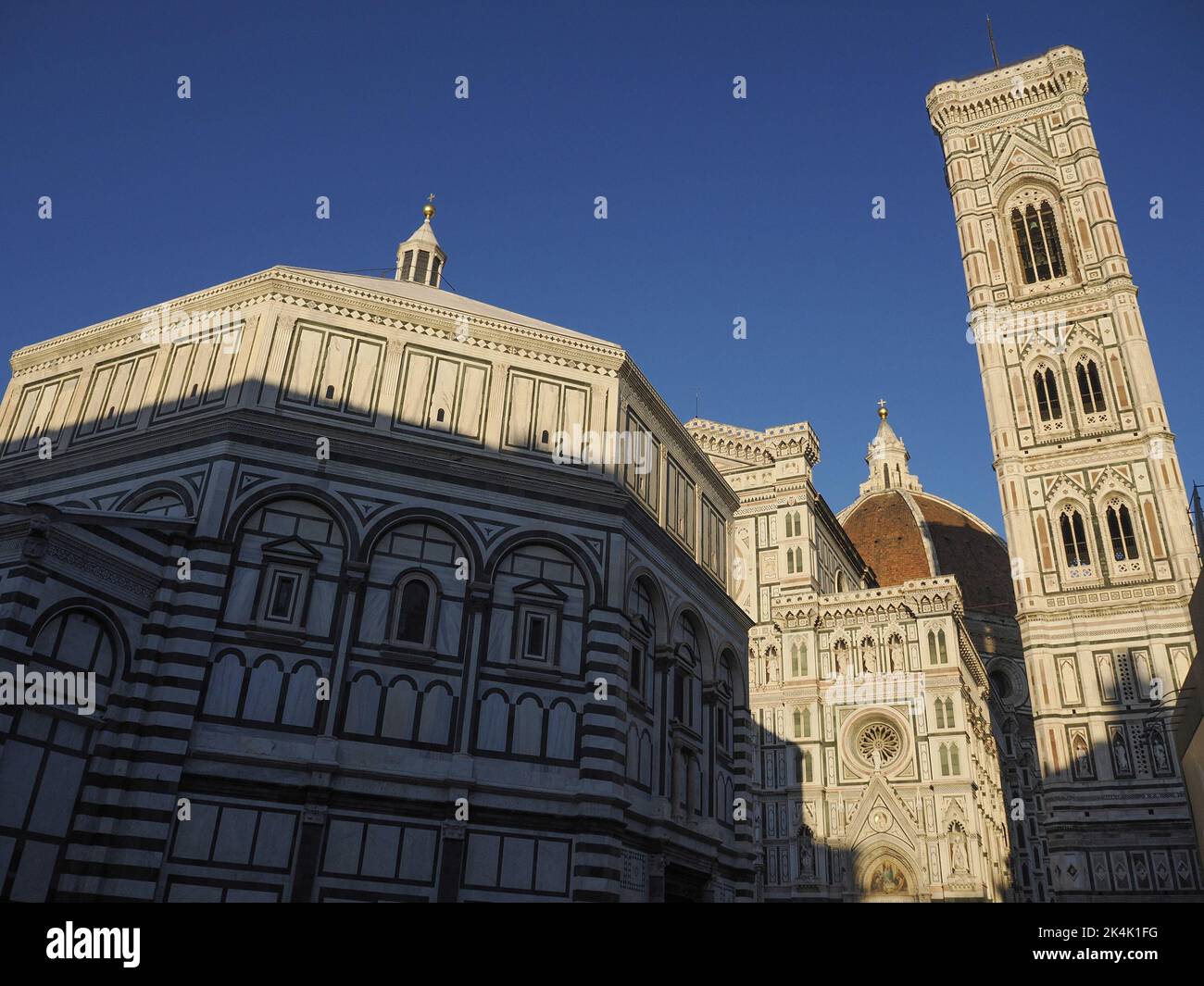Florence dome basilica santa maria del fiore detail Stock Photo - Alamy