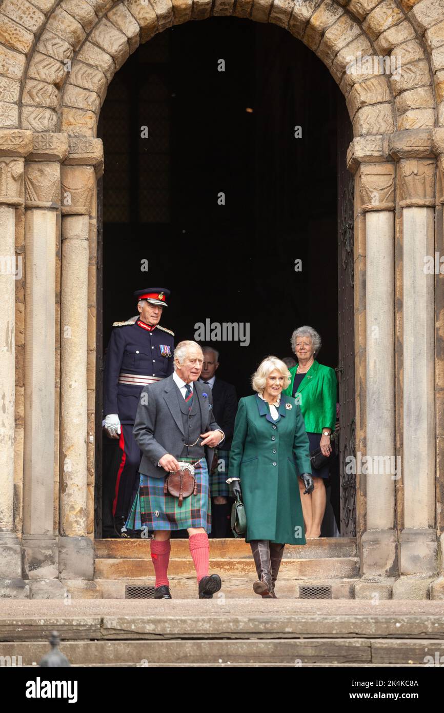 Dunfermline, Fife, Scotland 03 October 2022. King Charles and Queen Consort leaving Dunfermline Abbey. The couple are visiting Dunfermline to mark the former town's new status as Scotland's eighth city. © Richard Newton / Alamy Live News Stock Photo