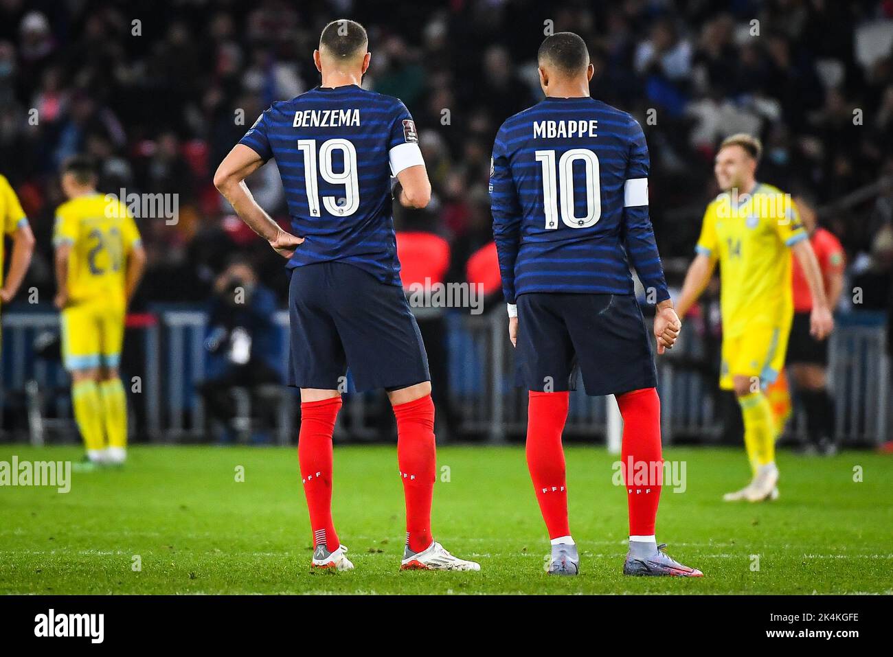 Karim BENZEMA of France and Kylian MBAPPE of France during the FIFA World Cup 2022, Qualifiers Group D football match between France and Kazakhstan on November 13, 2021 at Parc des Princes stadium in Paris, France - Photo Matthieu Mirville / DPPI Stock Photo