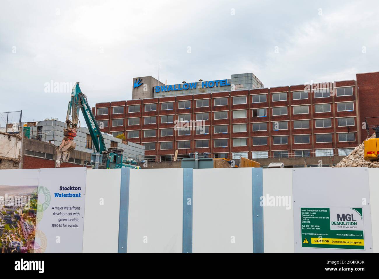 Stockton on Tees, UK.3rd October 2022. Demolition work has started on the Castlegate Centre as part of the Councils plans to open up the High Street to the riverside. David Dixon / Alamy Stock Photo