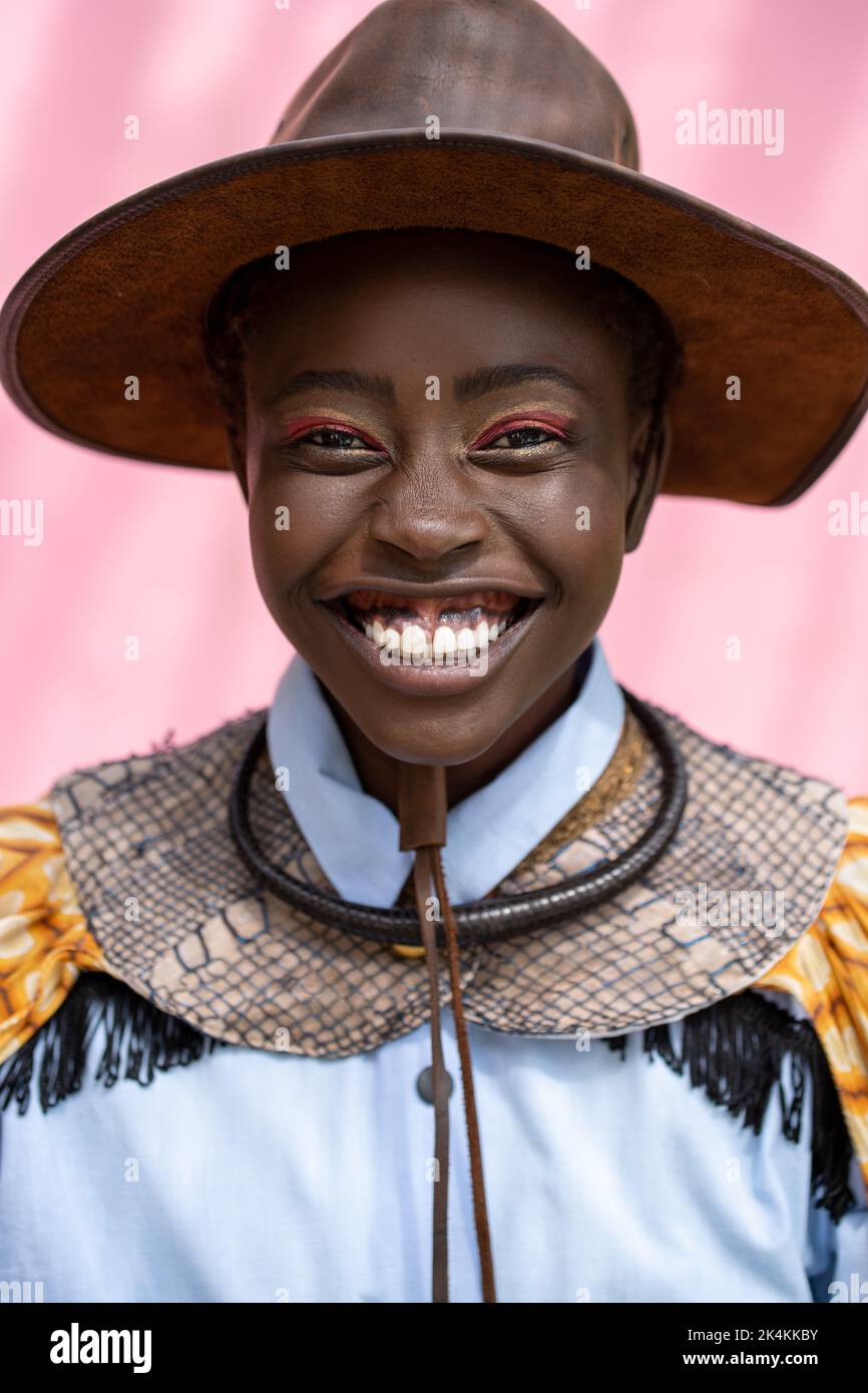 Pink cowboy hat hi res stock photography and images Page 3 Alamy