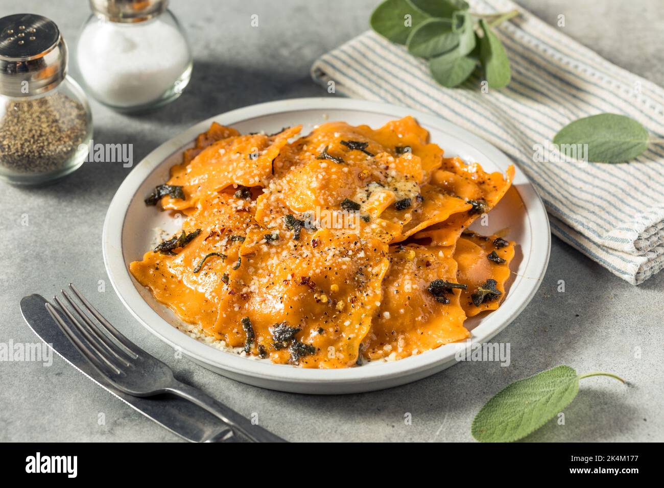 Homemade Butternut Squash Ravioli Pasta with Sage and Brown Butter ...