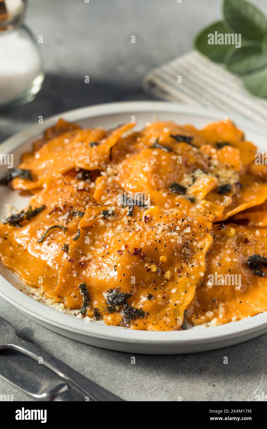 Homemade Butternut Squash Ravioli Pasta with Sage and Brown Butter ...