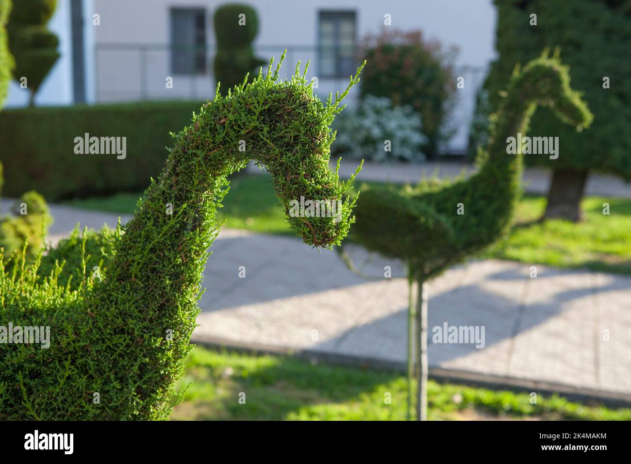 Green birds sculptures, the most distinctive image of the town. Losar