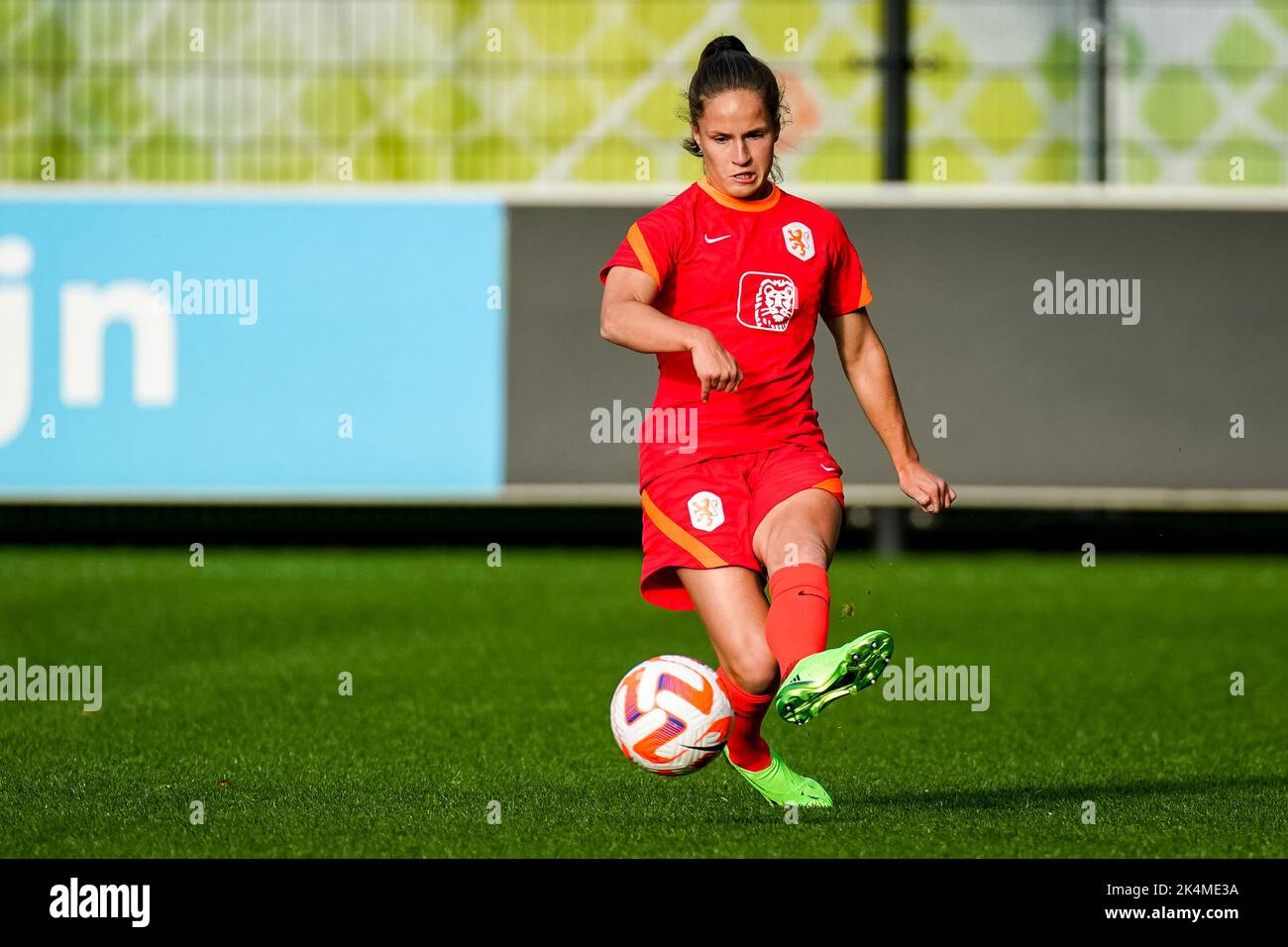 ZEIST, NETHERLANDS - OCTOBER 3: Marisa Olislagers of the Netherlands during a Training Session of the Netherlands Women’s Football Team at the KNVB Campus on October 3, 2022 in Zeist, Netherlands (Photo by Joris Verwijst/Orange Pictures) Stock Photo