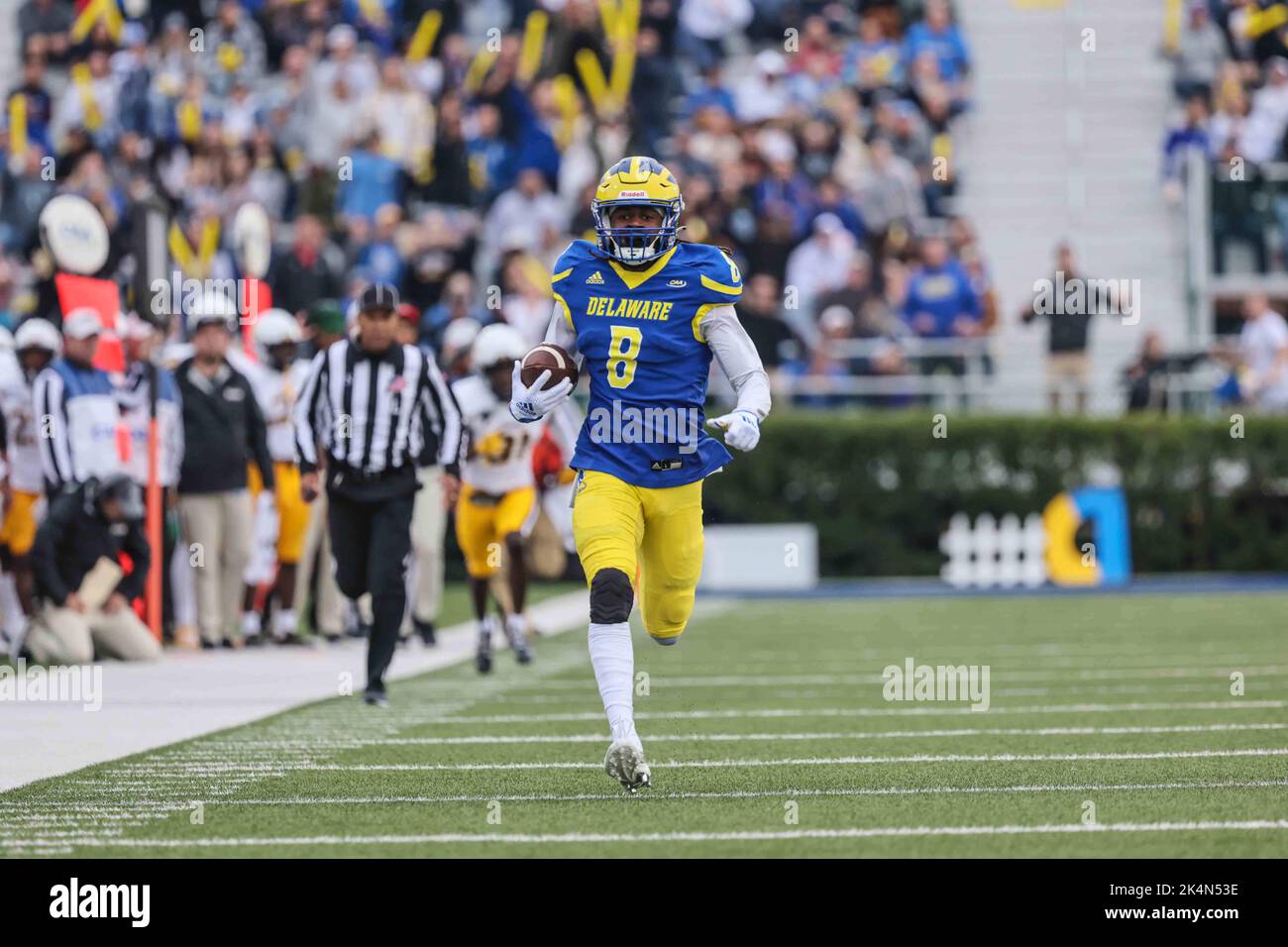 Newark, Delaware, USA. 1st Oct, 2022. Delaware Fightin Blue Hens wide receiver CHANDLER HARVIN (8) scores on a 74 yd pass from Henderson during a week five game between the Delaware Blue Hens and the Towson Tiger Saturday, Oct. 01, 2022; at Tubby Raymond Field at Delaware Stadium in Newark, DE. (Credit Image: © Saquan Stimpson/ZUMA Press Wire) Stock Photo
