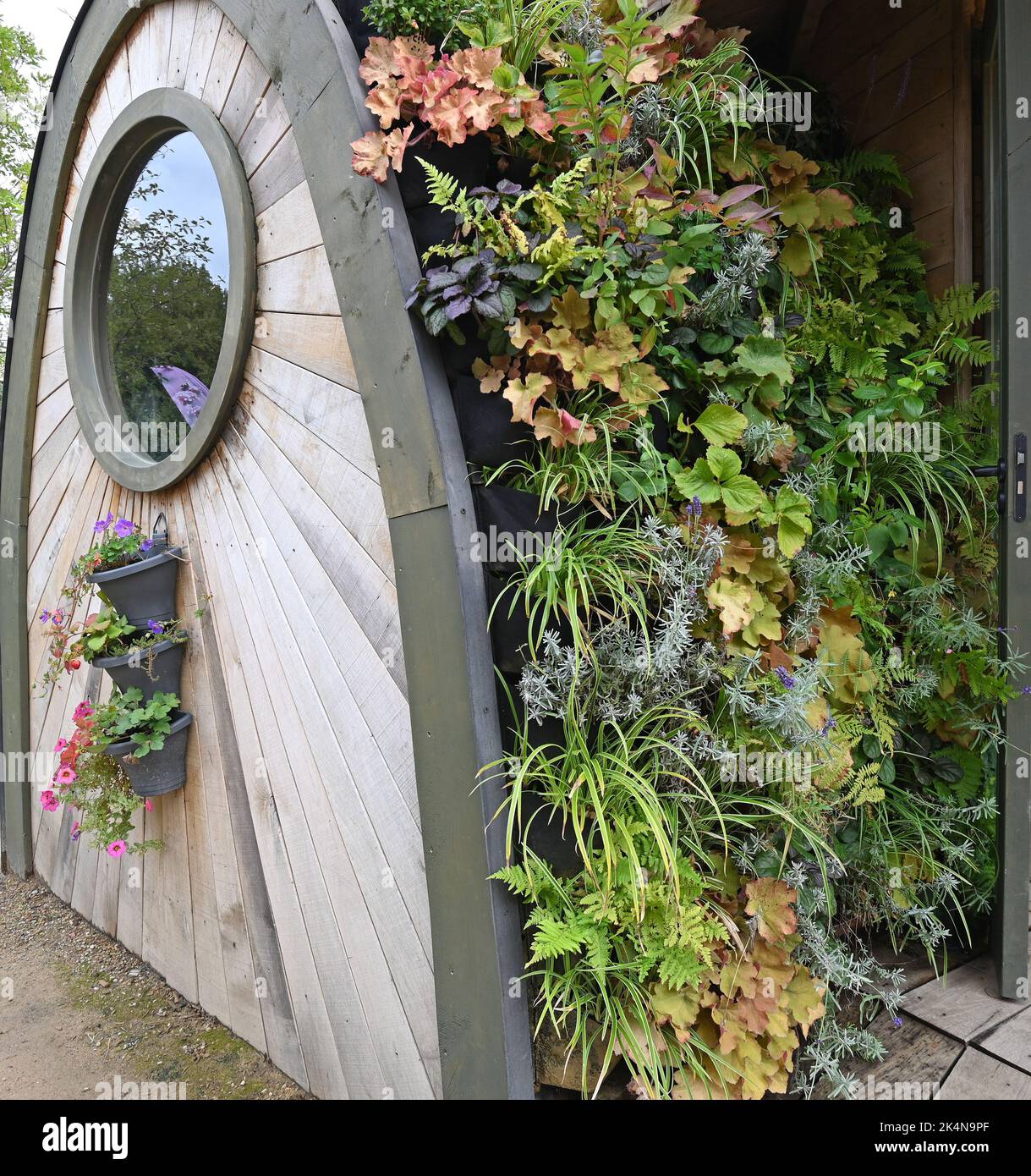 Curated Ecologically Friendly Vertical Gardens Gallery View 31