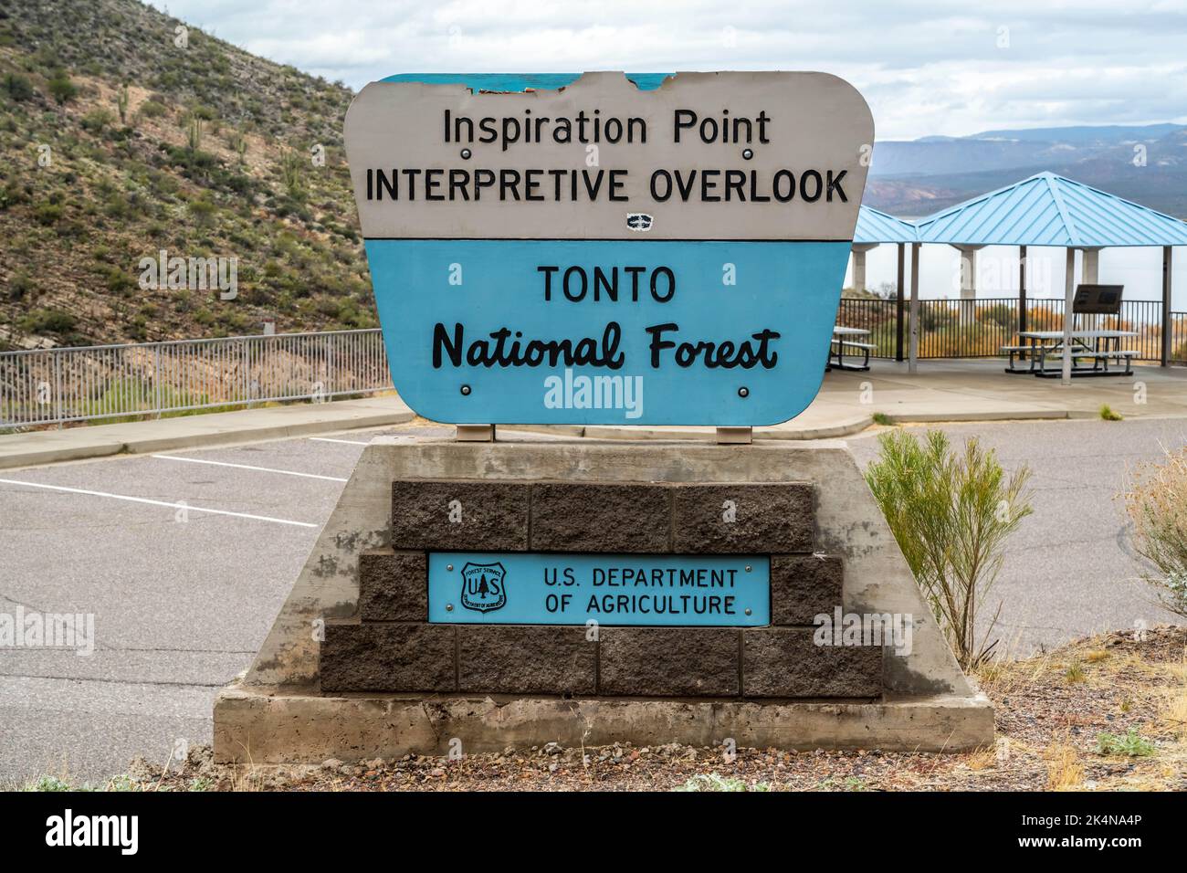 Tonto NF, AZ, USA - Dec 25, 2021: A welcoming signboard at the entry point of park Stock Photo