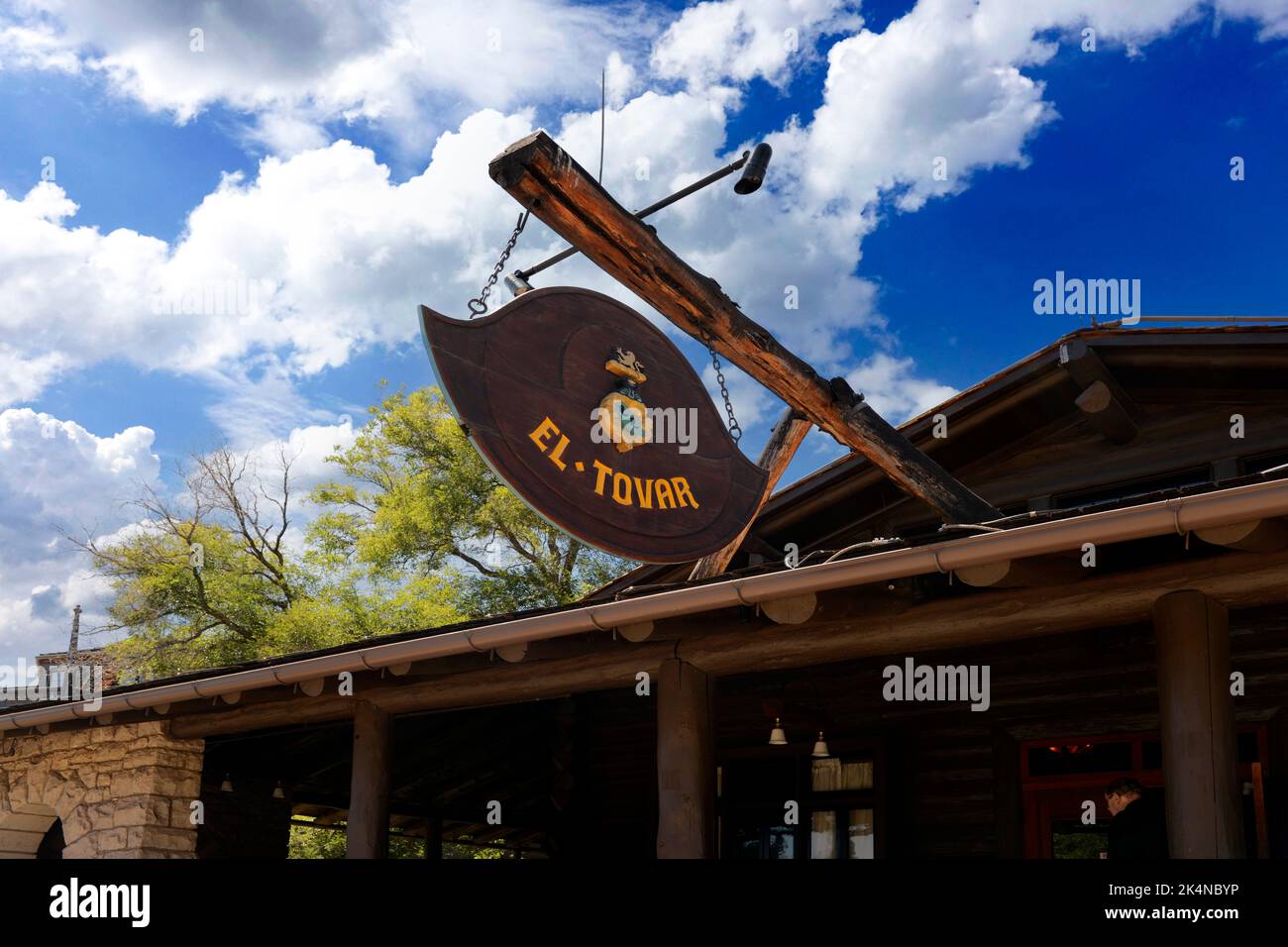 El Tovar Hotel and Fine Dining Restaurant at the edge of the South rim of the Grand Canyon in Arizona Stock Photo