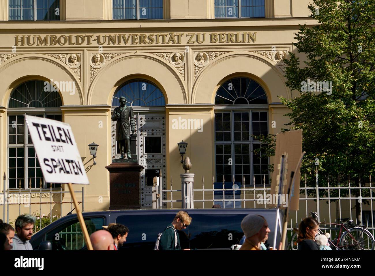 Berlin, Germany, 23.09.2022, demonstrators in front of University Stock Photo