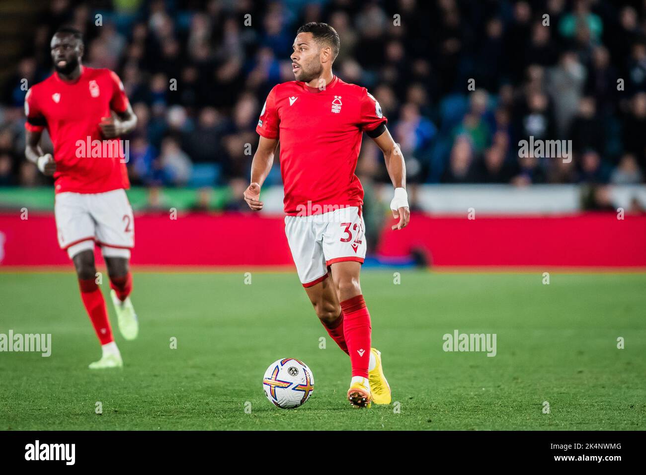 Renan Lodi #32 of Nottingham Forest looks for options during the Premier League match Leicester City vs Nottingham Forest at King Power Stadium, Leicester, United Kingdom, 3rd October 2022  (Photo by Ritchie Sumpter/News Images) Stock Photo