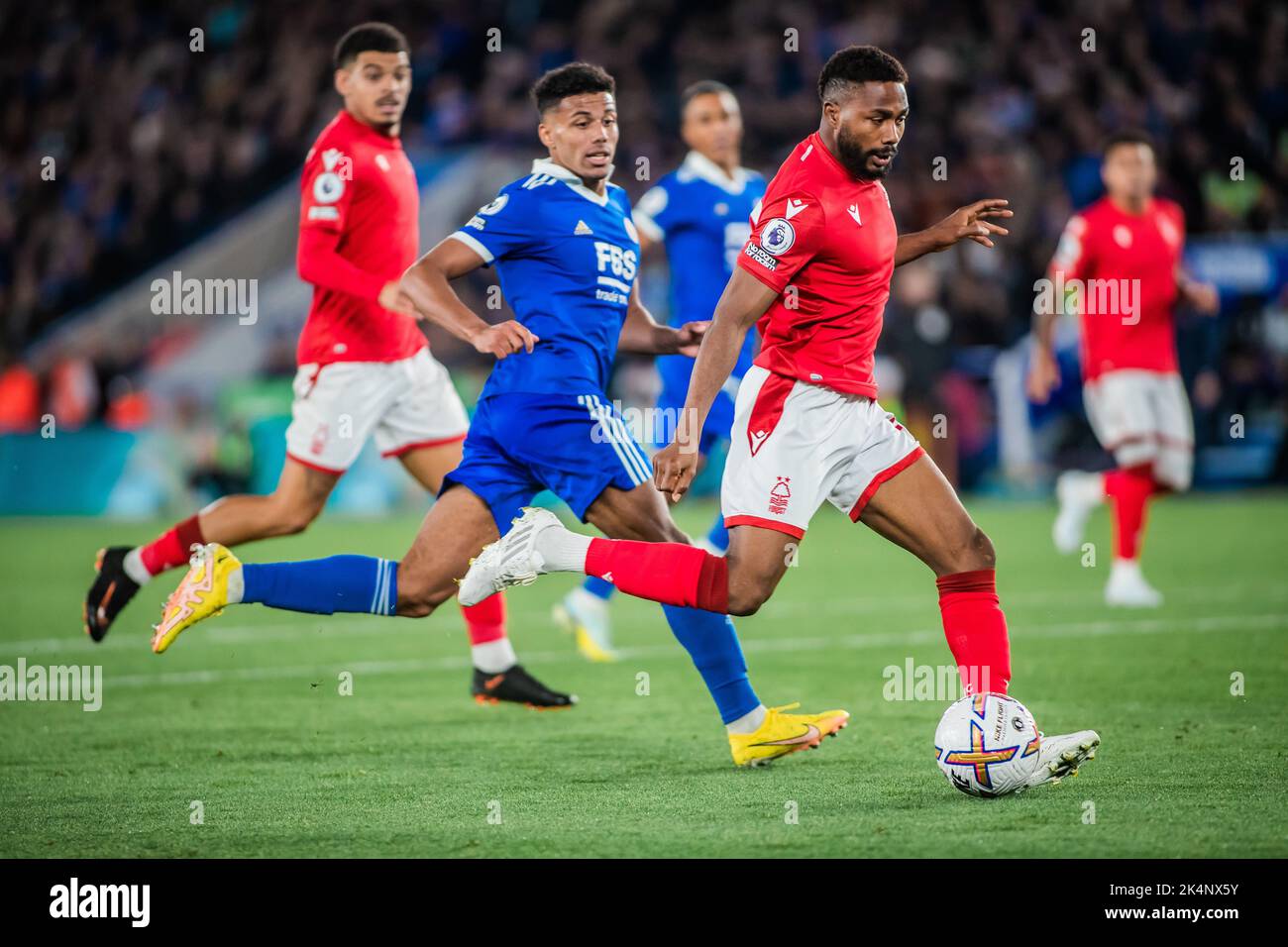 Emmanuel Dennis #25 of Nottingham Forest has a chance on goal during the Premier League match Leicester City vs Nottingham Forest at King Power Stadium, Leicester, United Kingdom, 3rd October 2022  (Photo by Ritchie Sumpter/News Images) Stock Photo