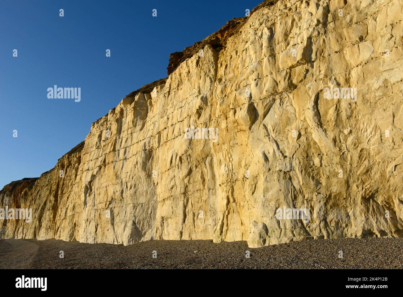 Uk chalk flint nodules hires stock photography and images Alamy