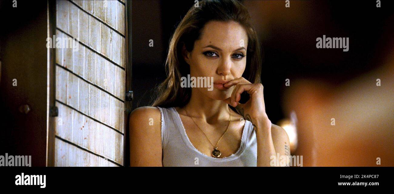 Wanted 2008 angelina jolie hi-res stock photography and images - Alamy
