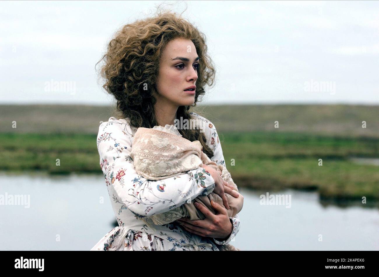 KEIRA KNIGHTLEY, THE DUCHESS, 2008 Stock Photo - Alamy