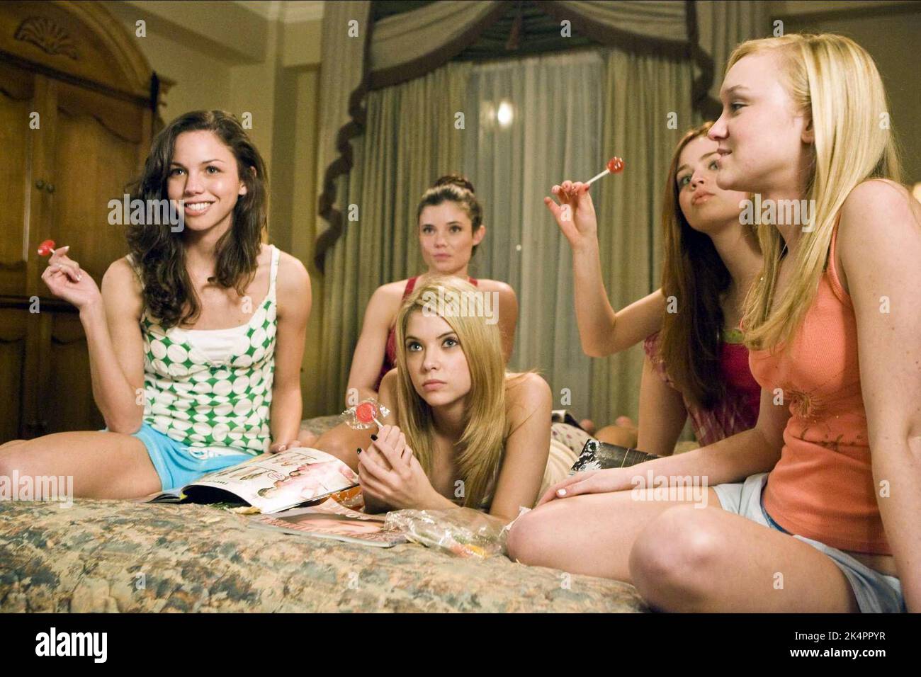 BENSON,FORTIER,HEAP,ROSS,HONORE, FAB FIVE THE TEXAS CHEERLEADER