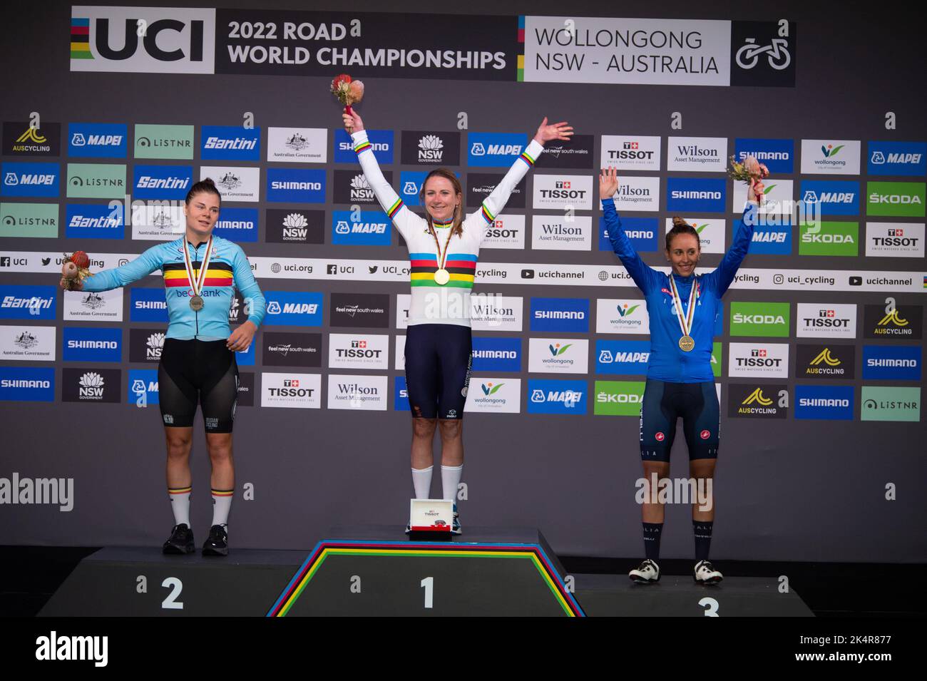The podium for the women's road race, 2022 UCI Road World Championships. Lotte Kopecky(L) second, Annemiek Van Vleuten(C)first, Silvia Persico(R)third Stock Photo